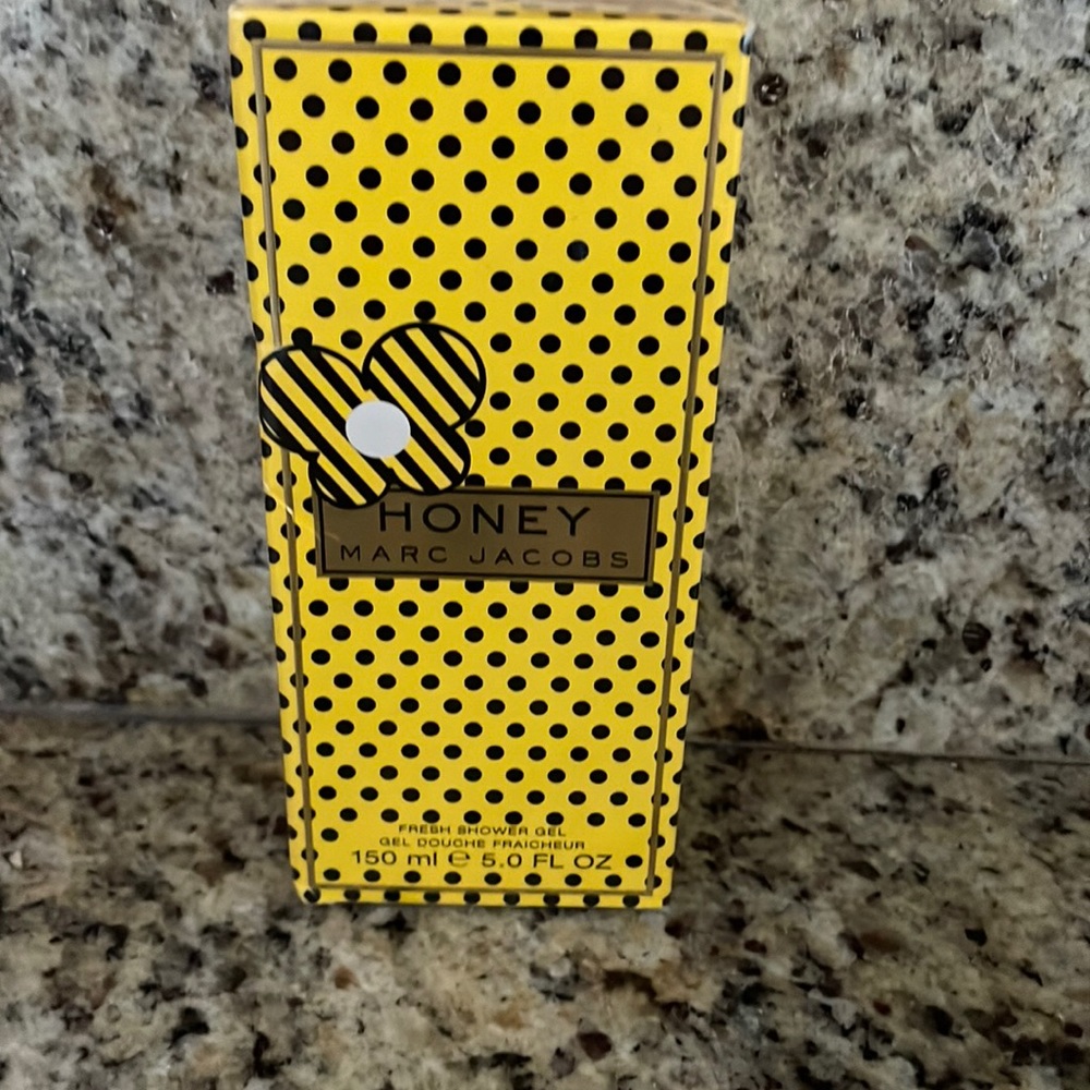 Marc Jacobs HONEY 5.0 Fl Oz Fresh Shower Gel Sealed Box